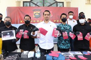Perampok dan Pembunuh Pedagang Emas di Merangin Diringkus Polisi, Duit Belasan Juta Serta Sejumlah Perhiasan Turut Diamankan