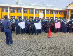 Honorer RSUD Raden Mattaher Demo: Ancam Mogok Kerja, Begini Ceritanya…