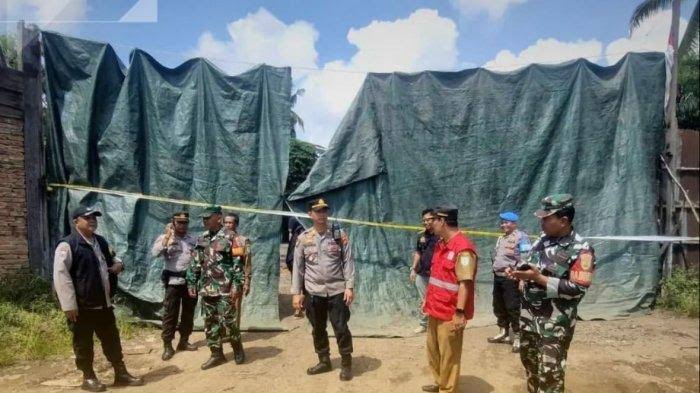 Gudang CPO ilegal Ucok di-Police Line Tim Gabungan. (11/10/2024)